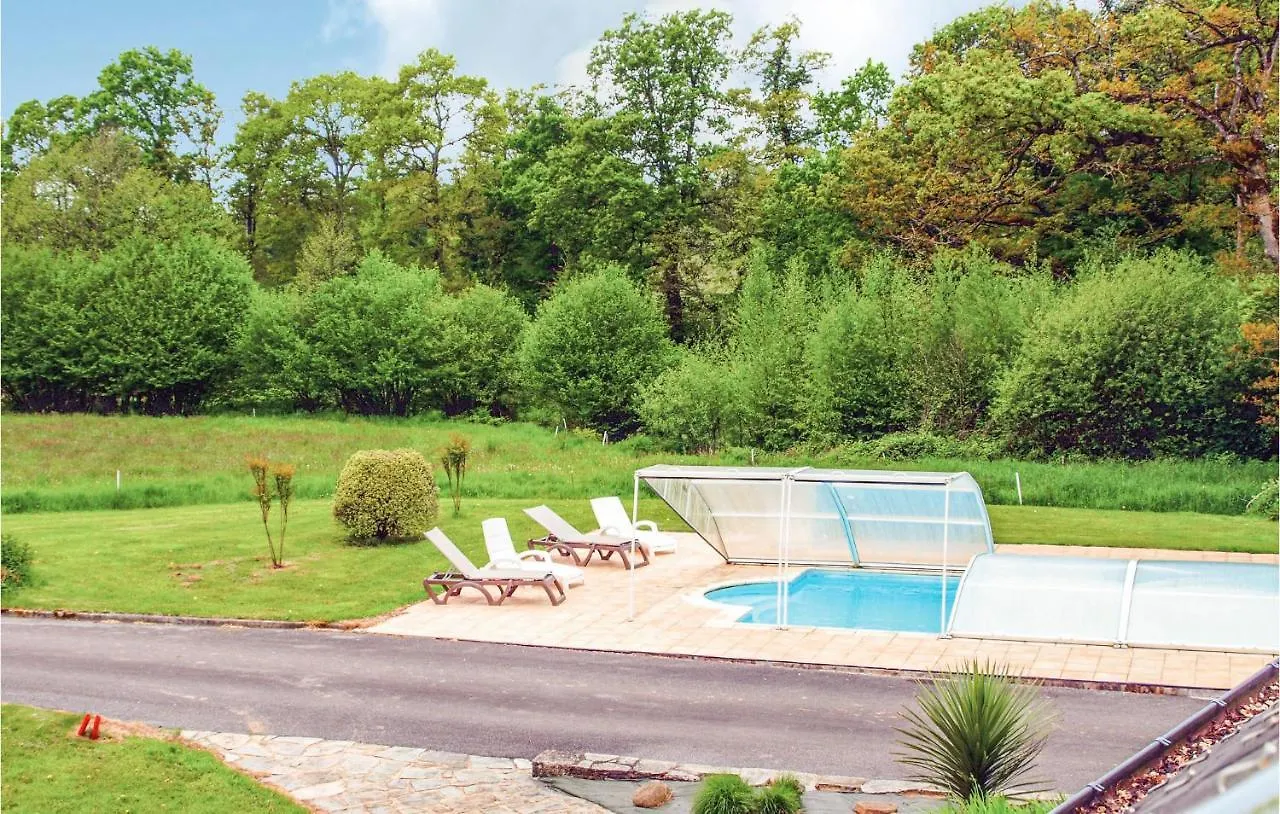 Amazing Home In St Martin Des Pres With Kitchen La Ville Morvan Holiday home