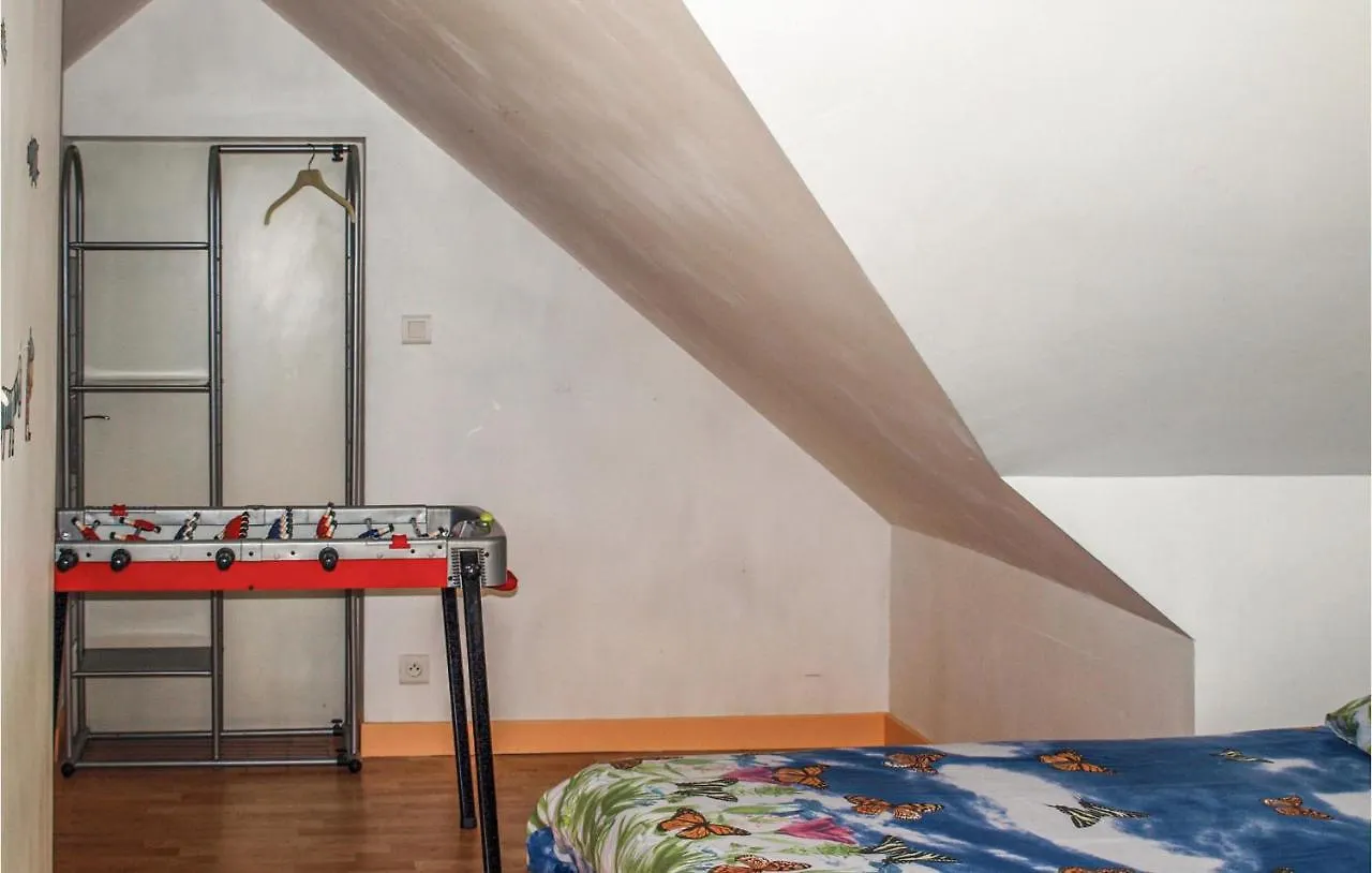 Holiday home Amazing Home In St Martin Des Pres With Kitchen La Ville Morvan
