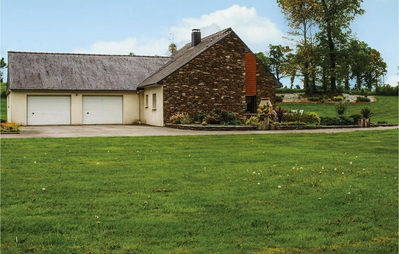 Amazing Home In St Martin Des Pres With Kitchen La Ville Morvan Holiday home