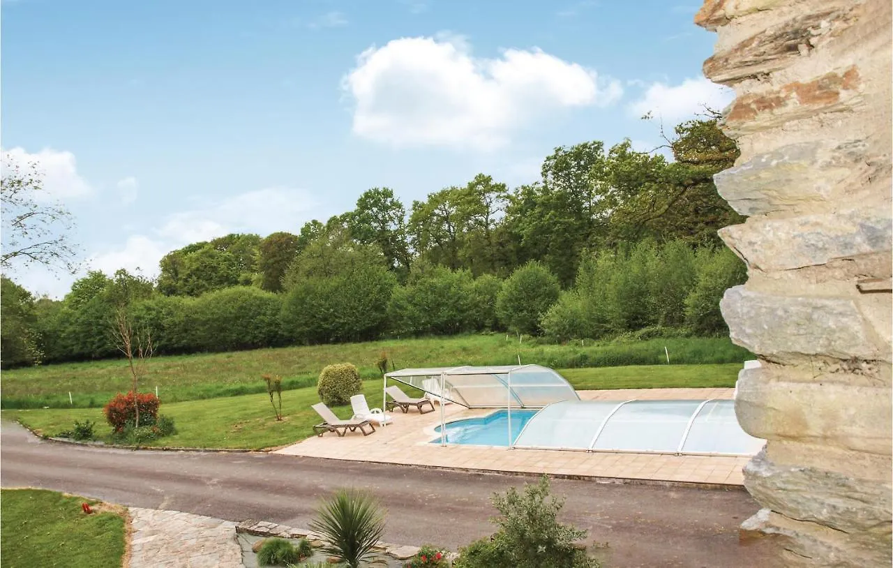 Amazing Home In St Martin Des Pres With Kitchen La Ville Morvan