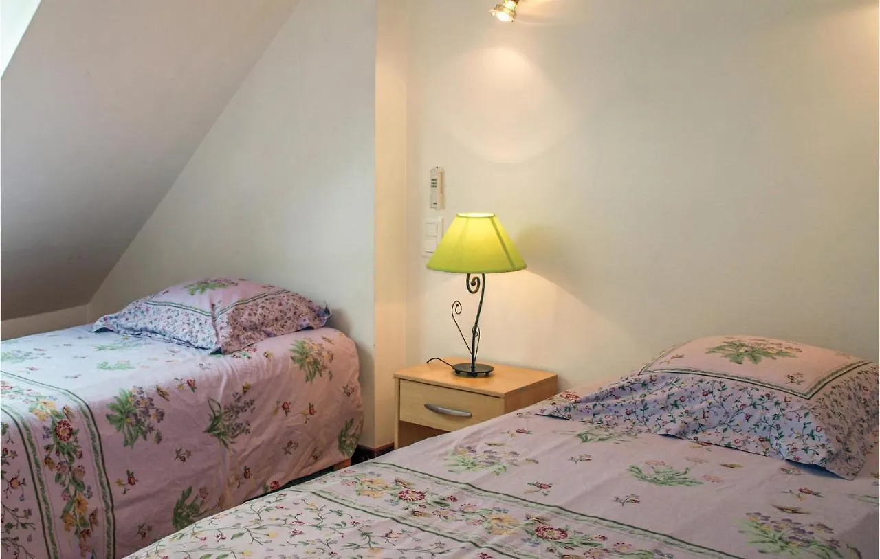 Amazing Home In St Martin Des Pres With Kitchen La Ville Morvan