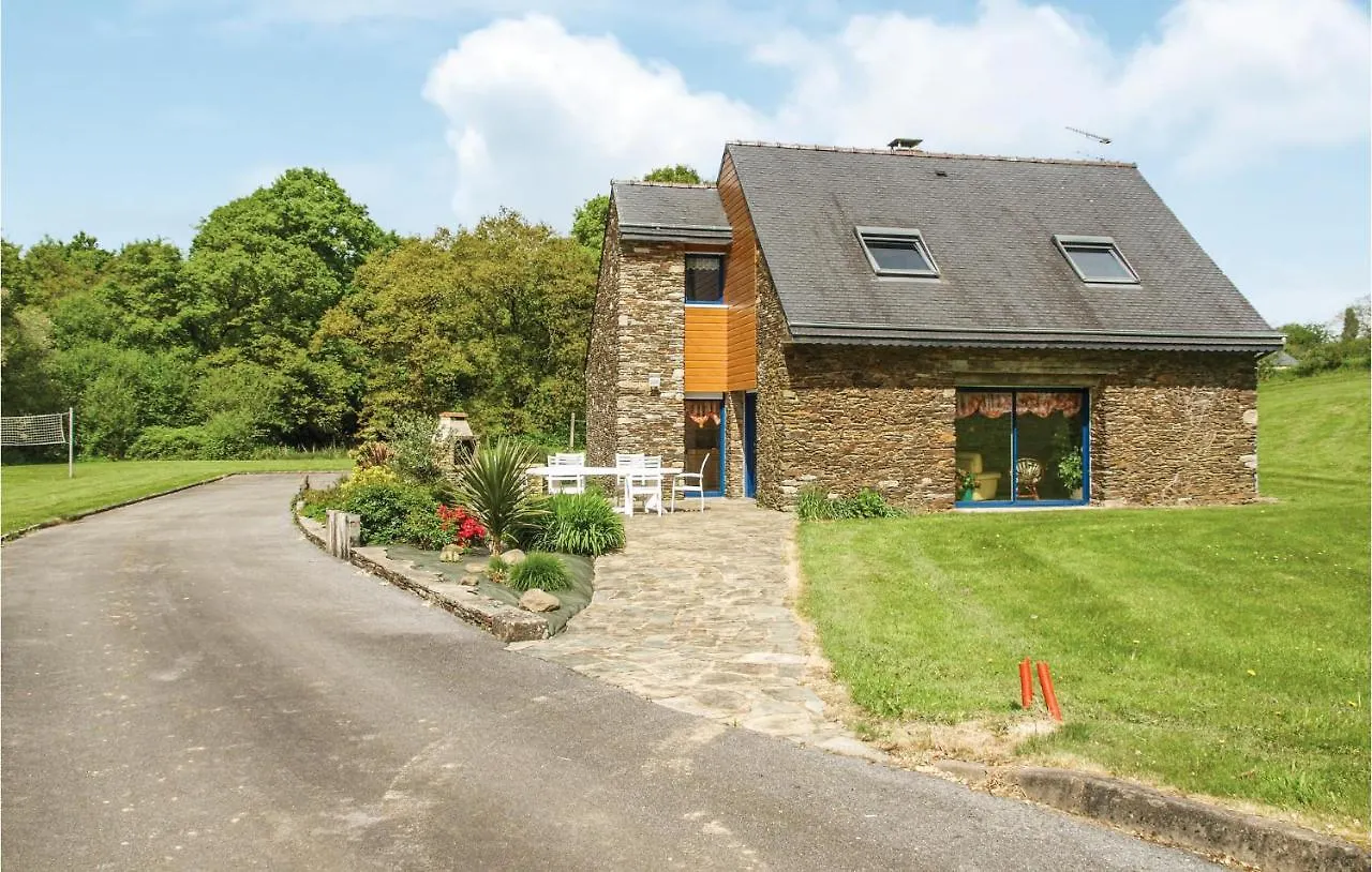 Holiday home Amazing Home In St Martin Des Pres With Kitchen La Ville Morvan